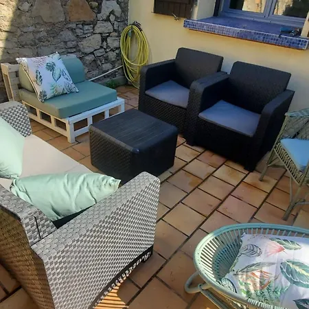 Casa vacanze L'amandier - Maison Avec Jardin Sans Vis à Vis